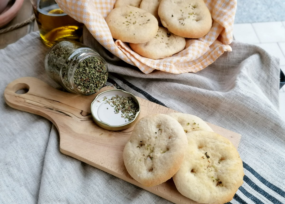 focaccine-soffici-senza-lievitazione